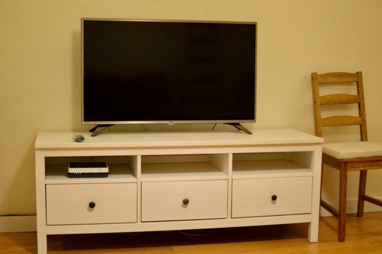 Peris Mencheta Apartment Seville Luaran gambar